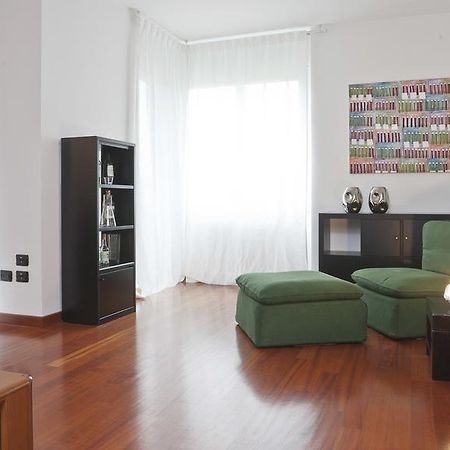 Italianway-Zanella Apartment Milan Exterior photo