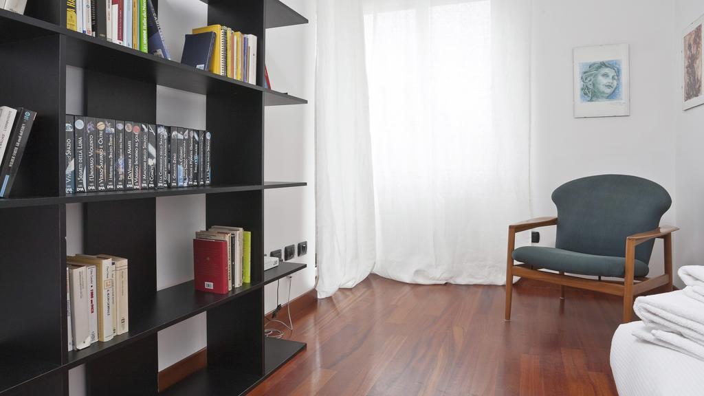 Italianway-Zanella Apartment Milan Exterior photo