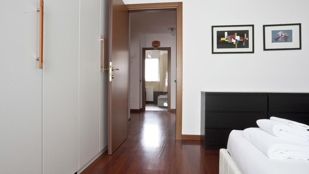 Italianway-Zanella Apartment Milan Exterior photo
